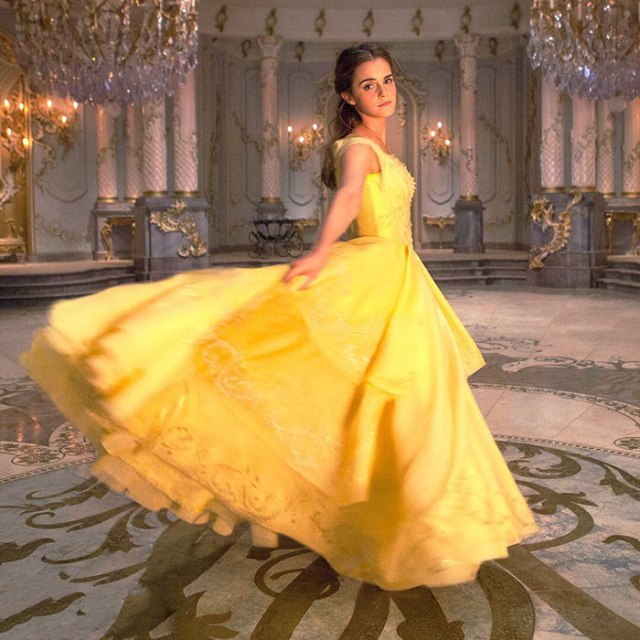 boredpanda.com-belle-gold-dress-emma-w...n-beauty-and-the-beast-1