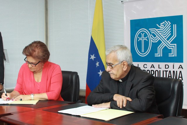 151116. Firma Convenio AMC-UCAB (2)