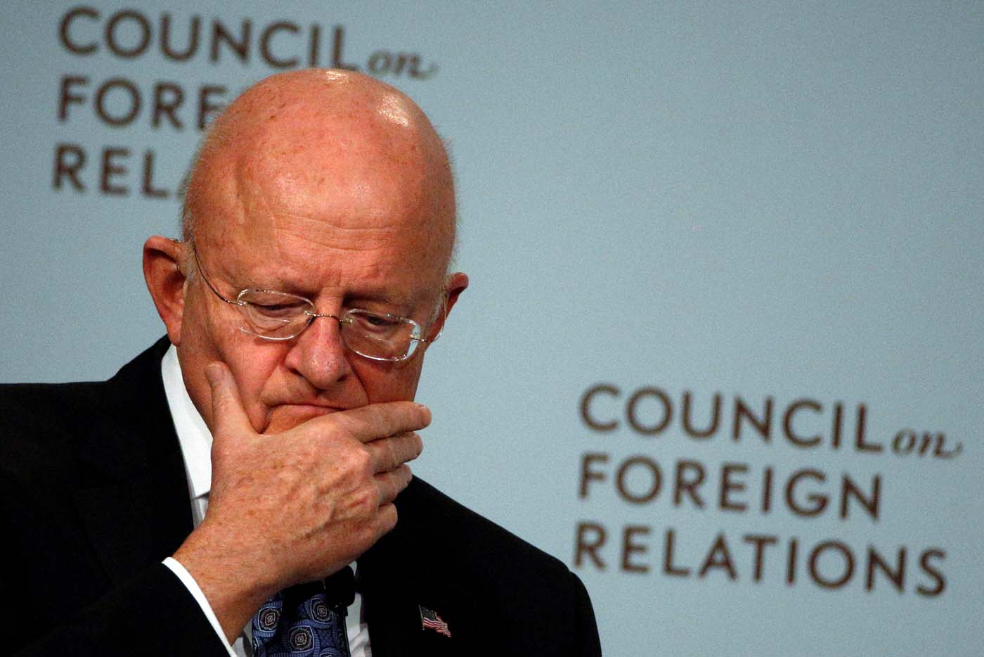 Renunció el jefe de inteligencia de EEUU, James Clapper