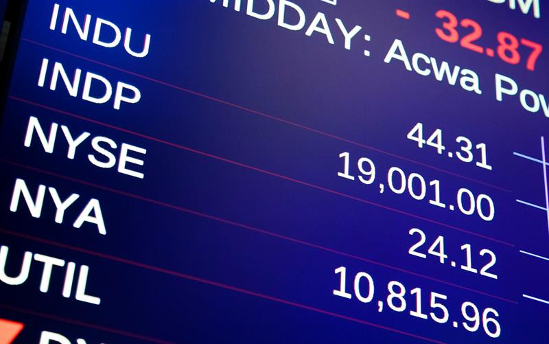 El Dow Jones de Industriales conquista por primera vez los 19.000 puntos