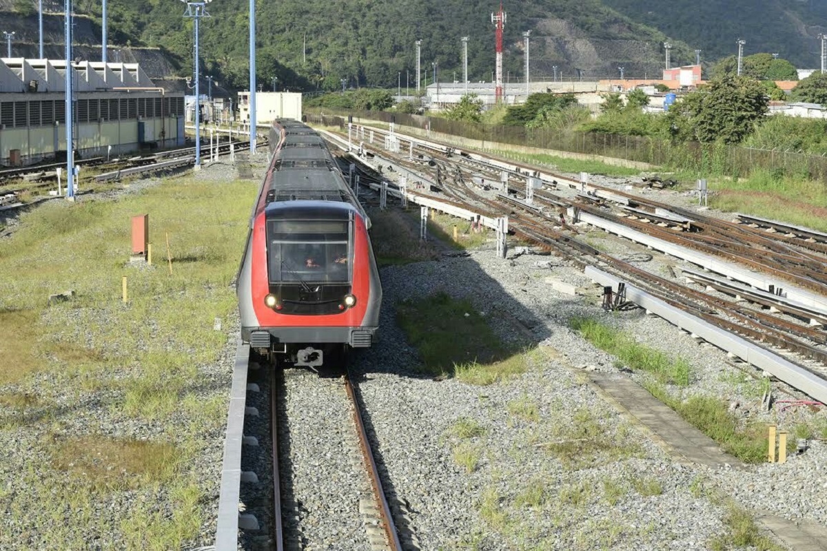 Retraso en la Línea 2 del Metro de Caracas se debe a problemas con vagones