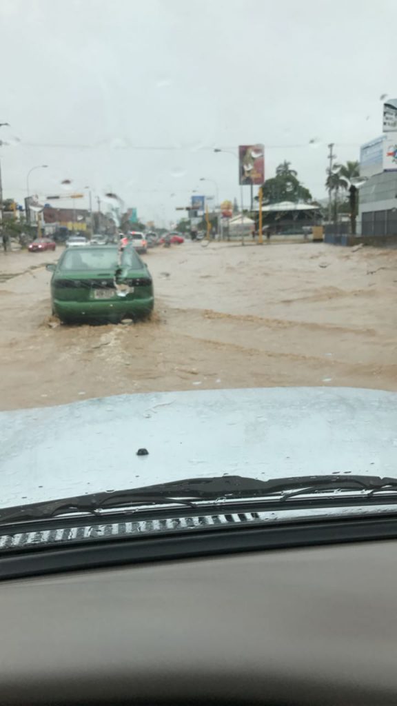 FOTOS: Nueva Esparta inundada de punta a punta