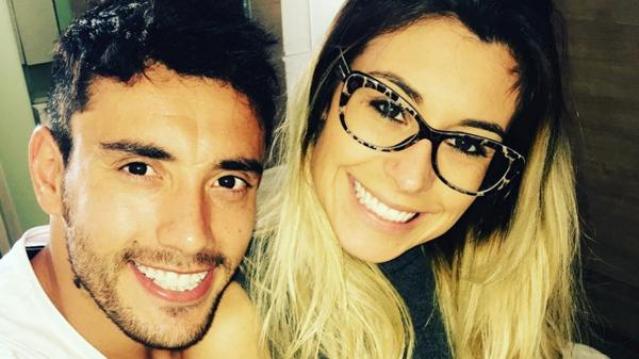 Alan Ruschel y su novia