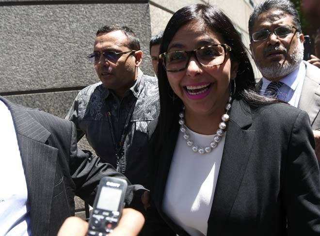 ¿WTF?… Delcy Eloína dijo que irá la próxima reunión de la OEA … Hace un mes decía que Venezuela se retiraba del bloque