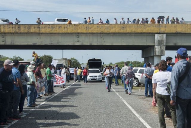 Agricultores protesta9