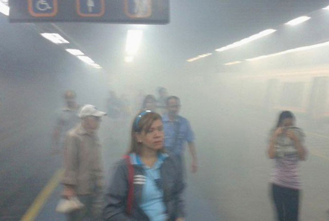 Cierran estación Los Símbolos por incendio en el Metro