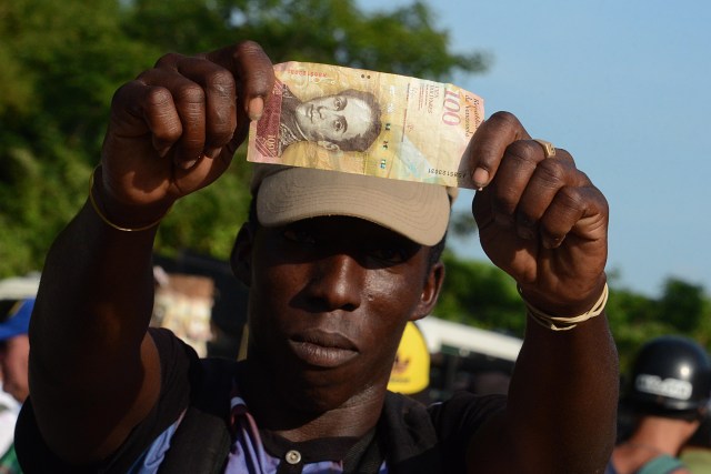 AFP PHOTO / GEORGE CASTELLANOS