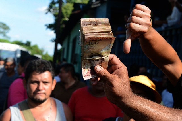 AFP PHOTO / GEORGE CASTELLANOS