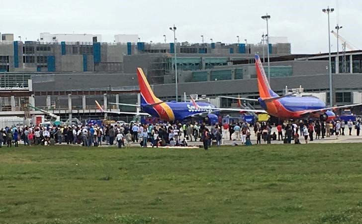 Reabre el área del aeropuerto de Florida donde ocurrió tiroteo