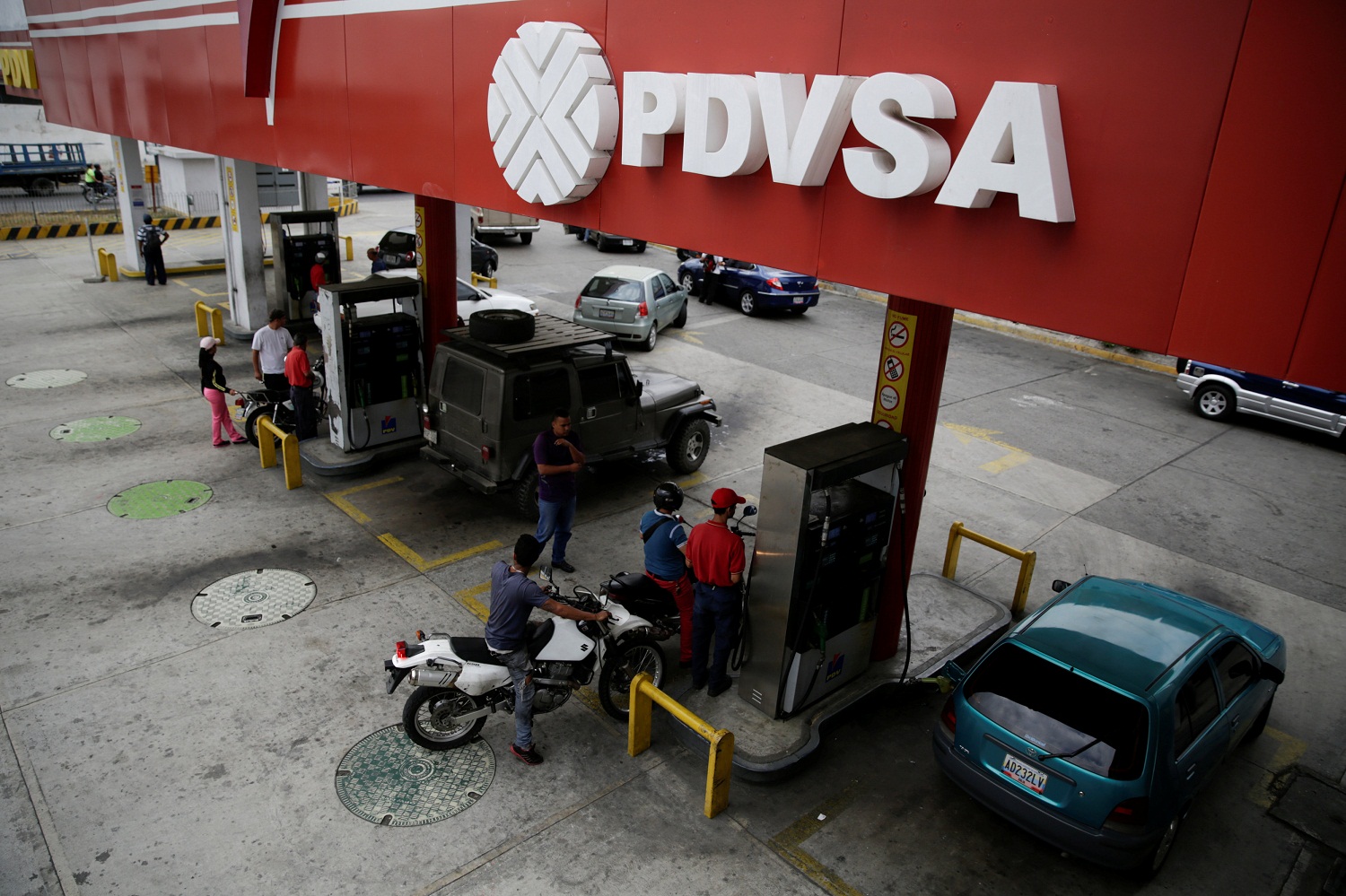 Detienen a exdirectivo de Pdvsa acusado de peculado