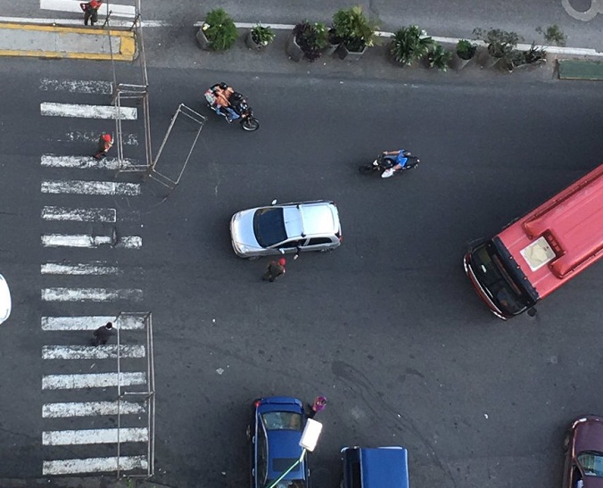 Cerrada la avenida Panteón por un cerco de Casa Militar este #23Ene (Fotos)