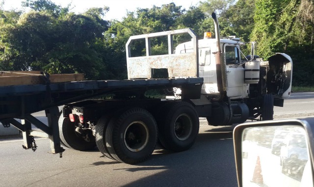 Gandola accidentada limita el paso en los Valles del Tuy #23Ene