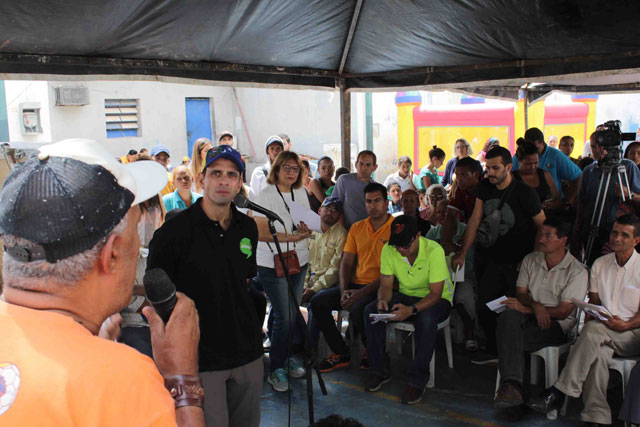 Capriles2