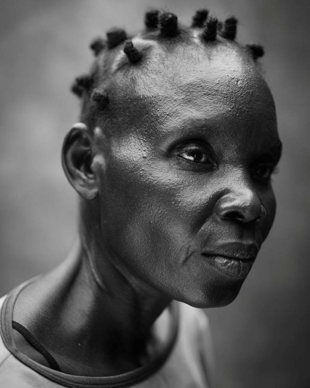 El segundo premio en la categoría 'Gente'. Una africana de 41 años que sufre una enfermedad mental.