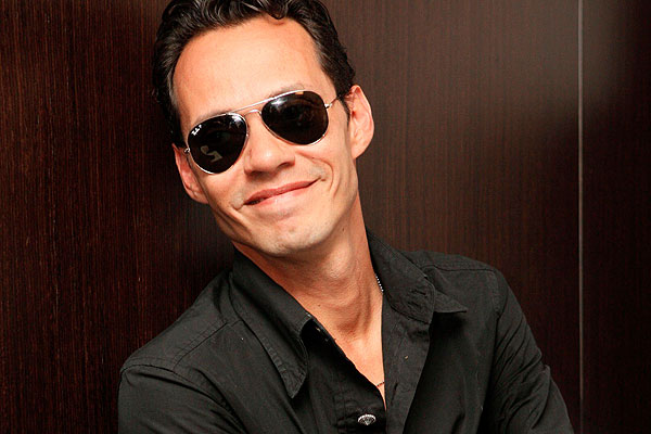 La broma pesada que Marc Anthony le hizo a un presentador televisión que se ha hecho viral (Foto)