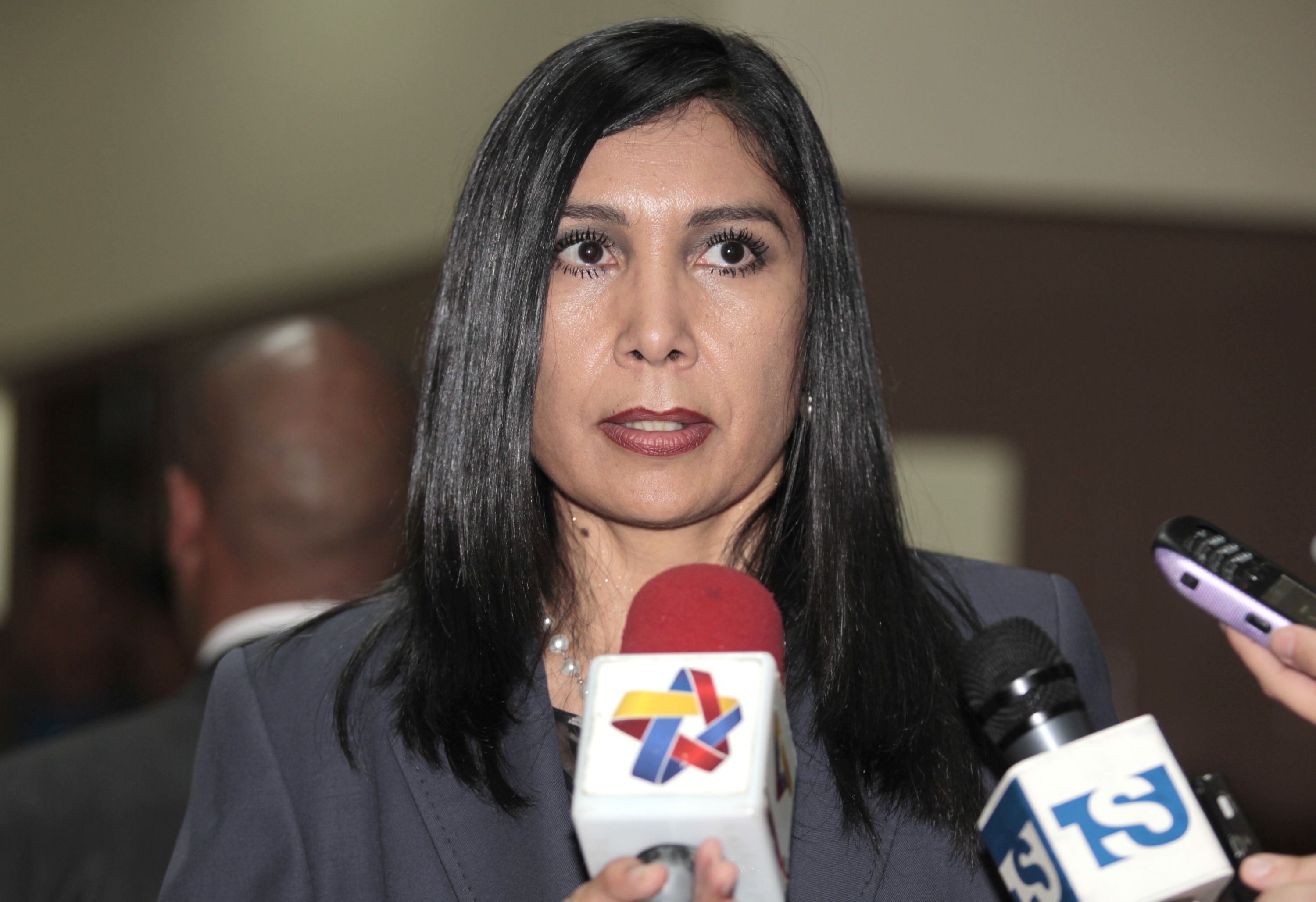 ¡Mírala pues!… A la presidenta del TSJ le dieron la Orden Comandante Supremo por “administrar justicia”