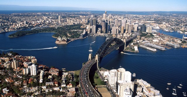 Vista aérea de la bahía de Sidney, Australia / archivo