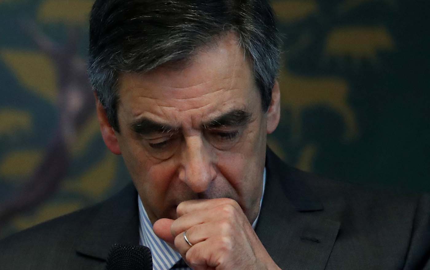 Fillon, imputado por malversación de fondos públicos