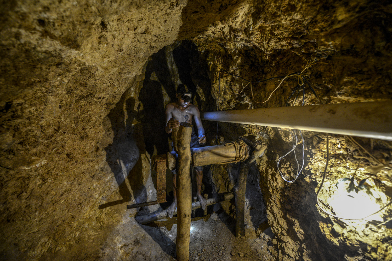 El silencio cómplice de ecologistas globales ante el ecocidio minero en Venezuela