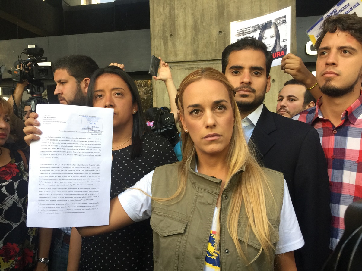 Lilian Tintori al Defensor del Pueblo:  Debe decir si está del lado de la dictadura o la democracia