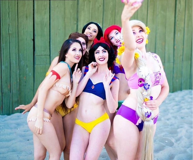 ¡Qué sexy! Diseñan bikinis inspirados en las princesas de Disney y causan furor (FOTOS)