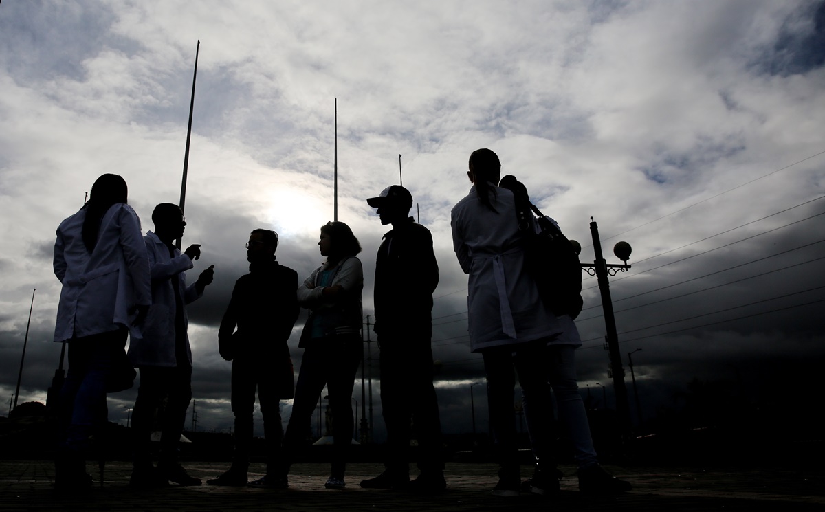 Médicos cubanos ante la inseguridad y penurias en Venezuela: “Prefiero la Cuba del Periodo Especial”