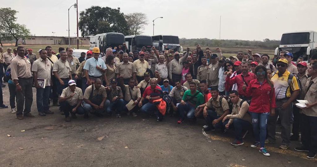 Unos 5 mil trabajadores de Guayana fueron movilizados para marcha del oficialismo en Caracas este #19Abr