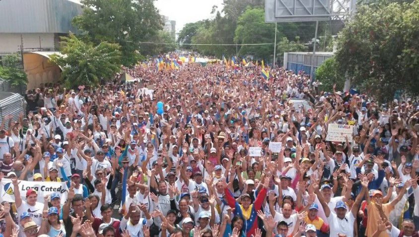 Así de repletas están las calles de Barquisimeto este #19Abr (FOTO)