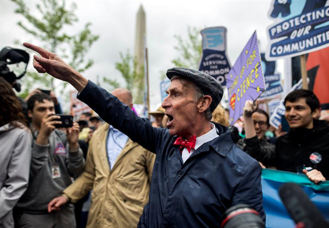 ¡Ay chamo!… Los científicos se le alzaron a Trump tras los recortes aplicados a su gremio (Fotos)