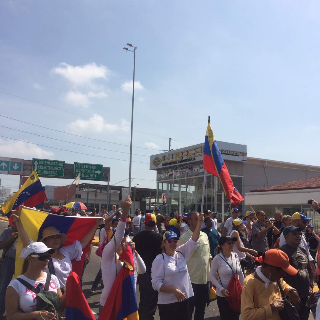 Arrancó la marcha a la Defensoría del Pueblo en Zulia este #26A (Fotos)