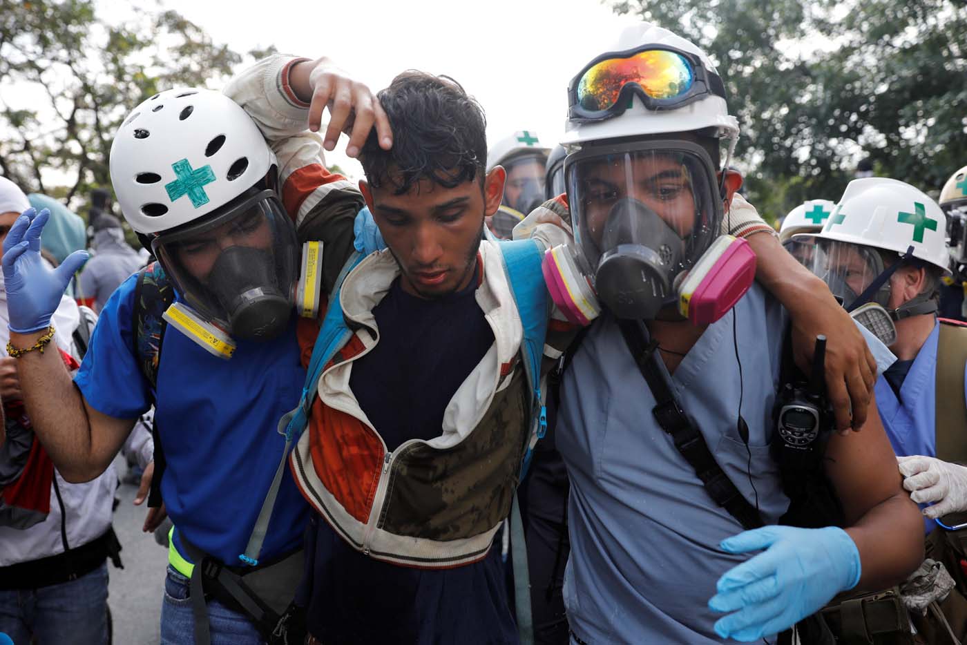 Heridos en protestas sufren además la escasez de medicinas e insumos (fotos)