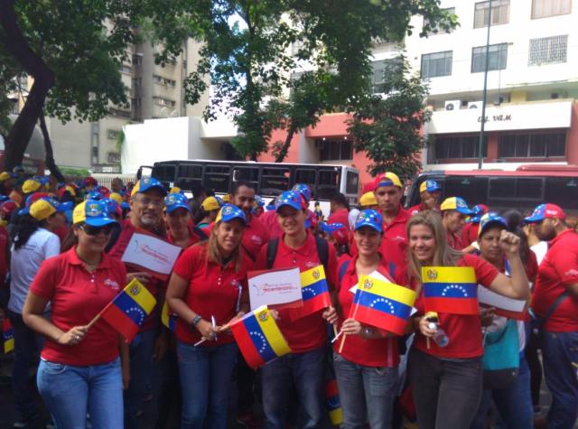 Oficilialistas 20Mayo