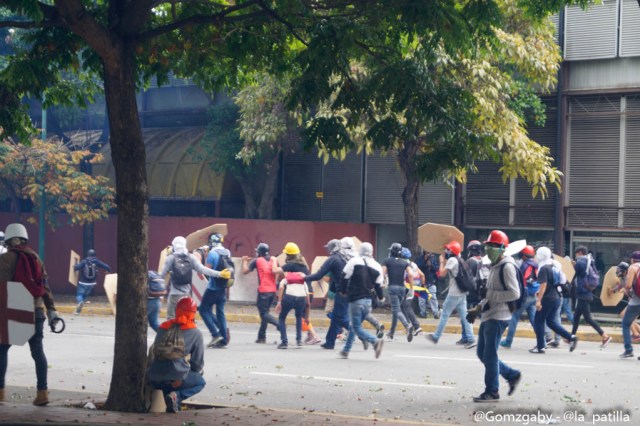 GN efectuó fuerte represión en Caracas este 3 de mayo. Foto: LaPatilla.com / Gabriela Gómez