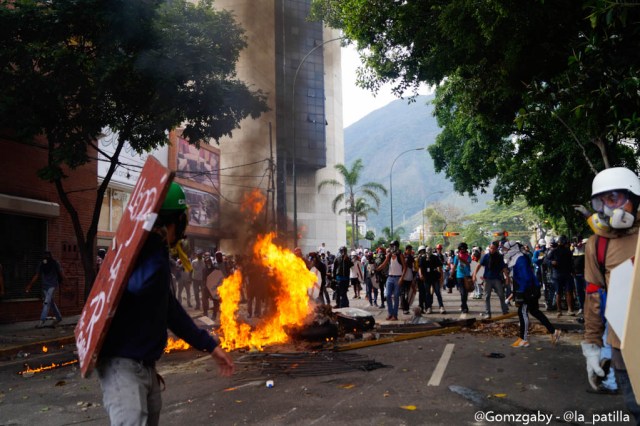 GN efectuó fuerte represión en Caracas este 3 de mayo. Foto: LaPatilla.com / Gabriela Gómez