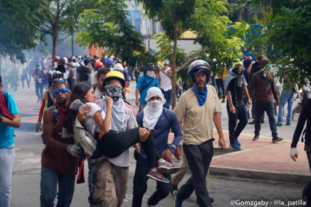 GN efectuó fuerte represión en Caracas este 3 de mayo. Foto: LaPatilla.com / Gabriela Gómez