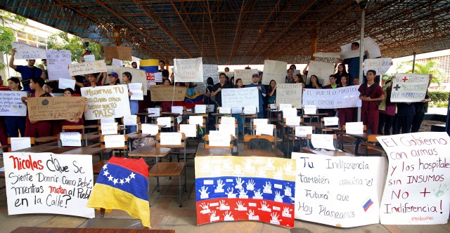 Estudiantes facultad medicina. Primero Justicia 1