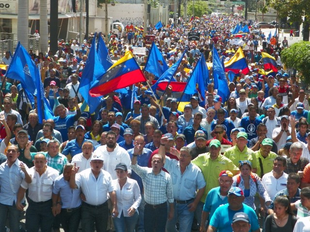 El líder del Zulia acompañó al pueblo marabino en la marcha denominada Somos Millones