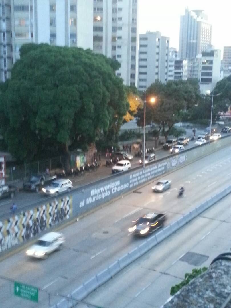 Allanan edificio en la avenida Libertador