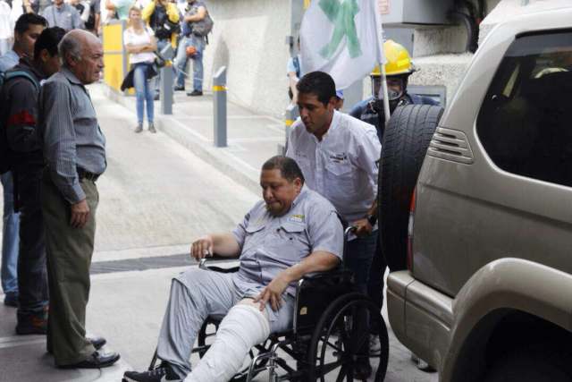 Diputado José Brito herido en Bello Monte. Foto / @cranos_77 