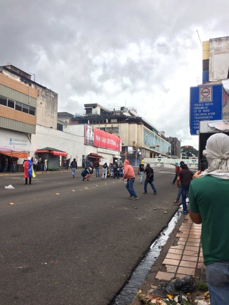 Reportaron cuatro heridos de perdigón (Foto: @AnonsTachira)