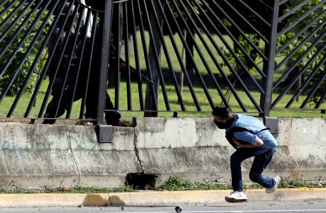 Foto: REUTERS/Carlos Garcia Rawlins