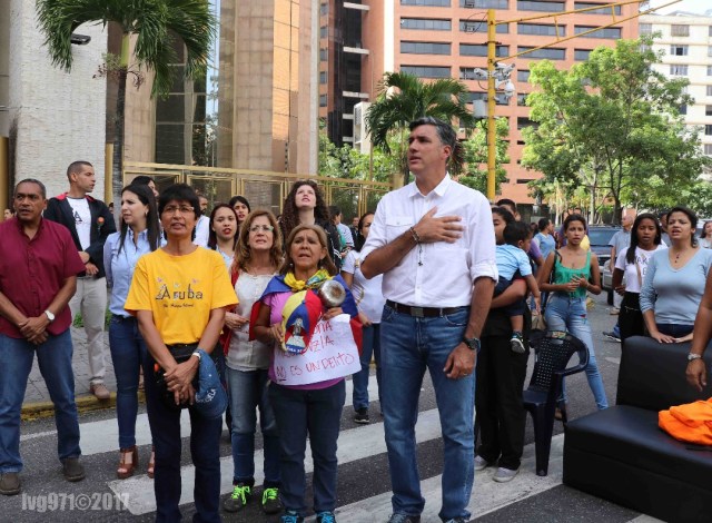 NDP 26.06.17 Alfredo Jimeno Durante 4 horas trancamos por Venezuela