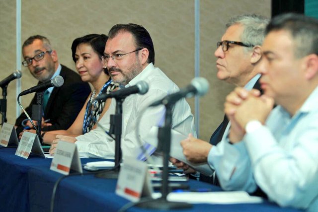 El canciller de México, Luis Videgaray durante una rueda de prensa en Cancún