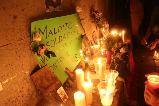 Caraqueños realizaron vigilia en honor a Neomar Lander. Foto: Will Jiménez. 