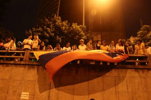 Caraqueños realizaron vigilia en honor a Neomar Lander. Foto: Will Jiménez. 