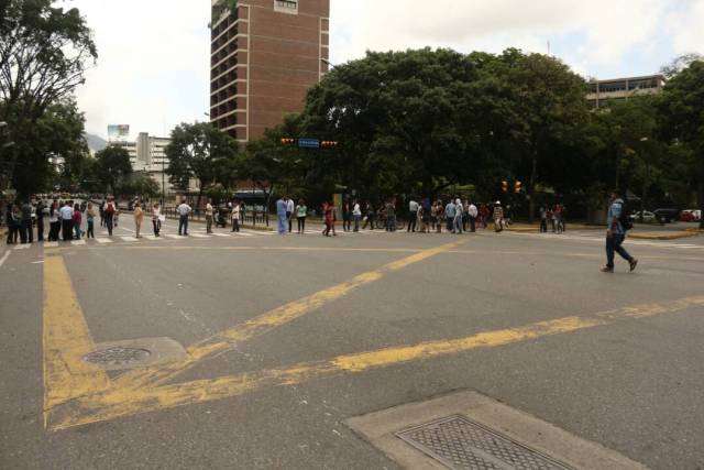 Trancazo en Altamira / Foto Will Jiménez -LaPatilla.com