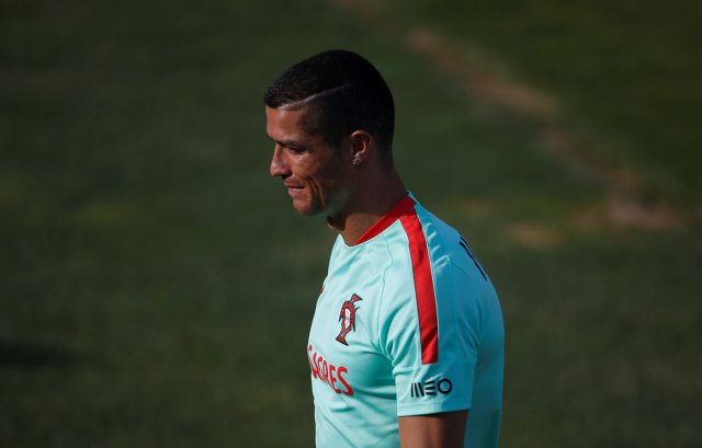 Cristiano Ronaldo durante un entrenamiento Portugal - 12/06/17 (Foto Reuters)