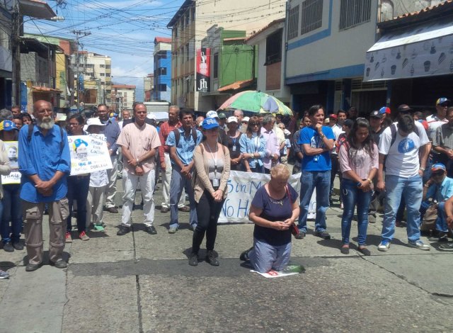 Foto: Cerrado el paso en la avenida Las Américas en Mérida / Cortesía 