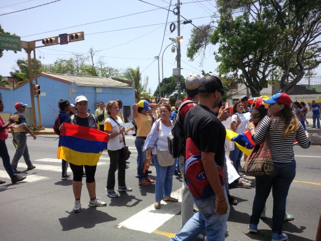 Foto: Vargas se sumó al trancazo / Cortesía 