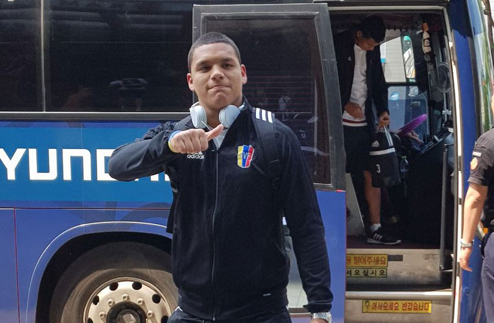 La Vinotinto Sub 20 llega a Suwon, ciudad donde se disputará la final del mundial (Fotos)